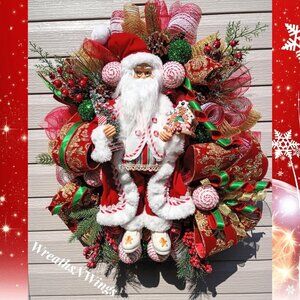 Santa Christmas Wreath, Deluxe Christmas Wreath, Traditional Christmas,